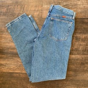 High-waisted vintage mom jeans by Rustler (32")